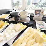 Mercure West