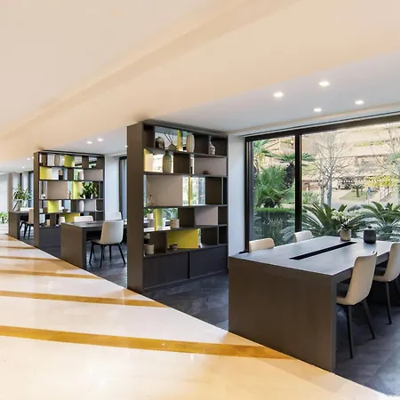 Mercure West Ξενοδοχείο