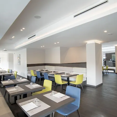 Ξενοδοχείο Mercure West 4*