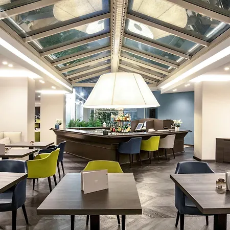 머큐어 웨스트 4*