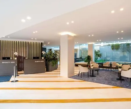 Mercure West