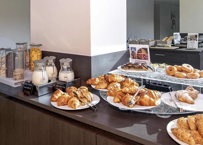 Mercure West Hotel 4*