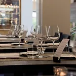 Hotel Mercure West