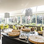 Mercure West Rom