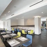 Hotel Mercure West 4*