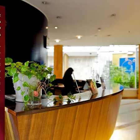 Mercure West Hotel