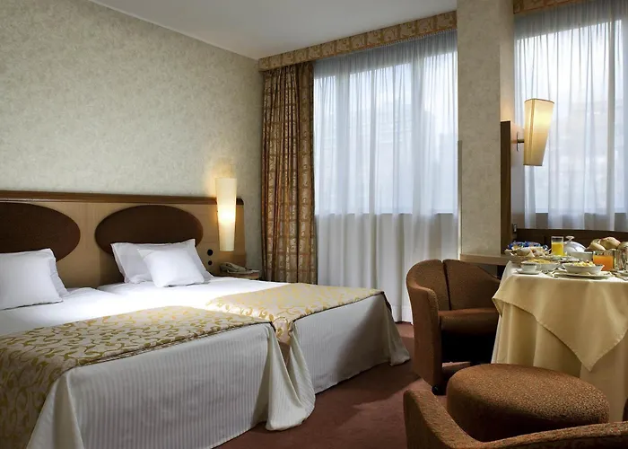 Mercure West